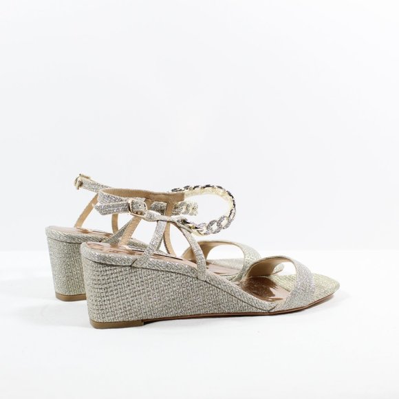Badgley Mischka Kaelyn Wedge Sandal - Silver Glitter 6M - Picture 2 of 6